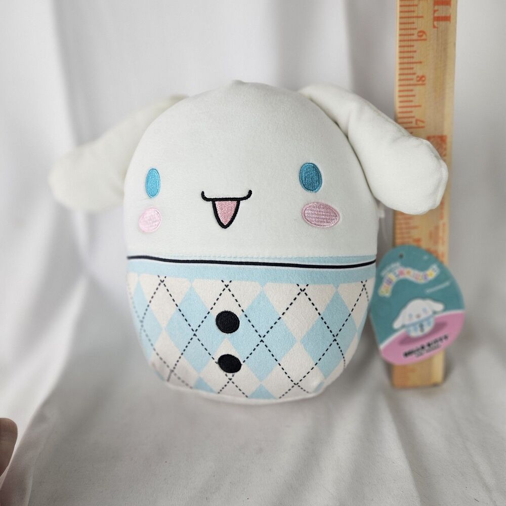 Squishmallows 8 Hello‎ Kitty Cinnamoroll Plaid